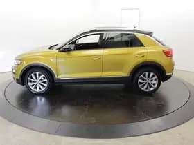 Volkswagen T-Roc 1.0 TSI Style 2-Tone Camera Apple Carplay Adapt-cruise Clima 1e eigenaar thumbnail 41