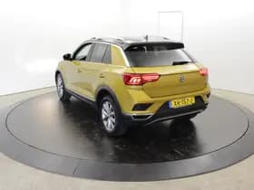 Volkswagen T-Roc 1.0 TSI Style 2-Tone Camera Apple Carplay Adapt-cruise Clima 1e eigenaar thumbnail 47