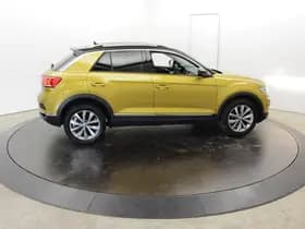 Volkswagen T-Roc 1.0 TSI Style 2-Tone Camera Apple Carplay Adapt-cruise Clima 1e eigenaar thumbnail 58