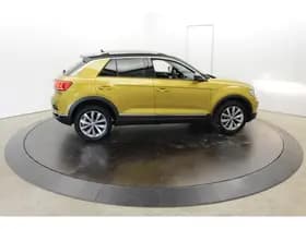 Volkswagen T-Roc 1.0 TSI Style 2-Tone Camera Apple Carplay Adapt-cruise Clima 1e eigenaar thumbnail 10