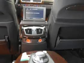 BMW 7 Serie 760Li Vol Optie's Nieuwstaat + DEALER ONDERHOUDEN YOUNGTIMER thumbnail 5