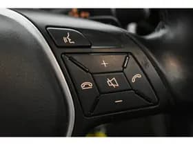 Mercedes-Benz CLA 200 Schaal stoelen 157PK APK 2027 Panodak Navi winterwielen set thumbnail 24