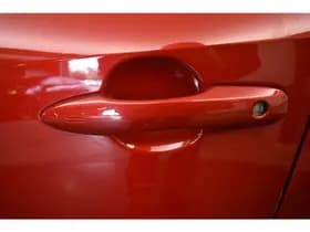 Toyota Corolla 1.8 Hybrid Premium Head-Up Virtual EL aKlep Bi-Tone Cam Cruise Stoel + Stuur Ver Navi thumbnail 9