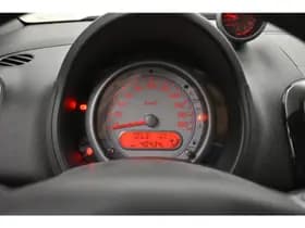 Suzuki Splash 1.2 Exclusive EASSS Trekhaak Airco Cruise NAP thumbnail 5