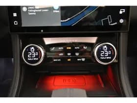 Jaguar F-PACE 2.0 P400e PHEV AWD R DynamicS Pano Vol Leder El A-klep + Stoelen Meridian Sound Dhoek thumbnail 7