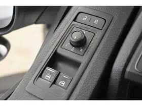 Volkswagen Transporter 2.0 TDI 150PK Euro 6 Automaat L+R Schuifd Navi 3Pers Trekh PDC Airco Cruise thumbnail 14