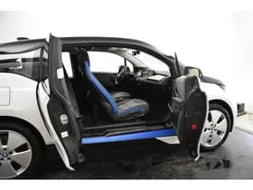 BMW I3 Exec. 120Ah 42Kwh Warmtepomp Camera Navi Stoelverw thumbnail 42