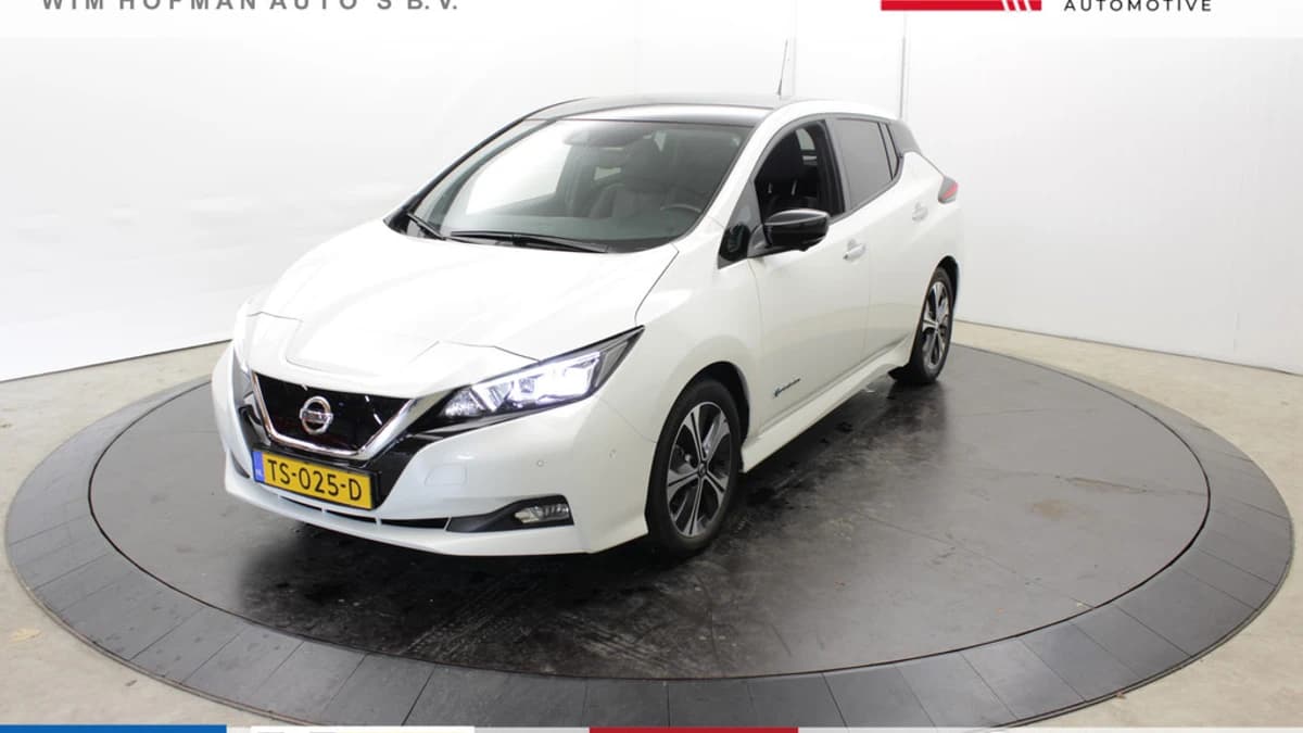 Nissan Leaf Tekna 40 kWh Vol Leer 360°Camera Bose Wegenbelasting vrij! — foto 1