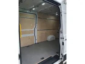 Volkswagen Crafter 35 2.0 TDI L4H3 449WB 3.5T 140PK 2x schuifdeur 3Pers Airco Bluetooth thumbnail 14