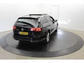 Volkswagen Passat GTE Pano Zwarte hemel Groot Navi EL Aklep Leder thumbnail 14