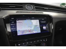 Volkswagen Passat GTE Pano Zwarte hemel Groot Navi EL Aklep Leder thumbnail 3