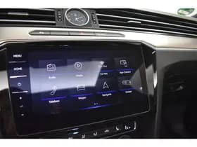 Volkswagen Passat GTE Pano Zwarte hemel Groot Navi EL Aklep Leder thumbnail 28