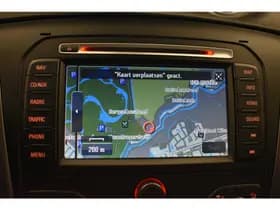 Ford Mondeo 161PK Titanium Dealer onderhouden Groot Navi incl set Nieuwe All Season thumbnail 2