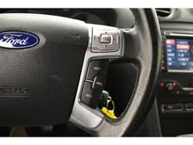 Ford Mondeo 161PK Titanium Dealer onderhouden Groot Navi incl set Nieuwe All Season thumbnail 13