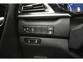 Kia E-Niro DynamicLine 64 kWh 100% SOH Warmtepomp 3-Fase Laden Camera Winterpack thumbnail 24