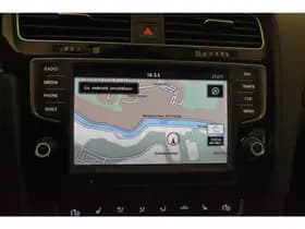 Volkswagen Golf Variant 1.4 TSI Highline APK t/m 2027 Automaat Camera Leder Trekhaak Dodeh Detec Dealer onderhoudsen Clima PDC Stoelverwarming thumbnail 3