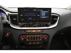 Kia XCeed 1.6 GDi PHEV Dynamicplus Camera mem Seats 100% SOH Dhoek El-Aklep Winterpack thumbnail 29