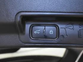 Ford Explorer 3.0 V6 EcoBoost PHEV ST-Line 7P thumbnail 12