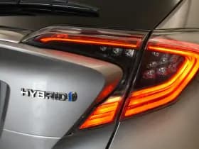 Toyota C-HR 1.8 Hybr Bi-Tone Plus APK 03-2027 VolLeder JBL Sound Camera Stoel Ver Dhoek Detectie thumbnail 34