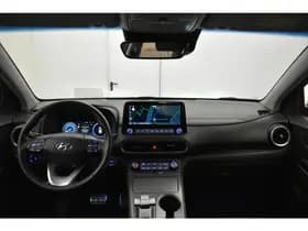 Hyundai Kona EV Fasion 64 kWh SOH 100% 204PK Head Up Camera 3 Fase-Laden Dodeh detec Winterpack thumbnail 36