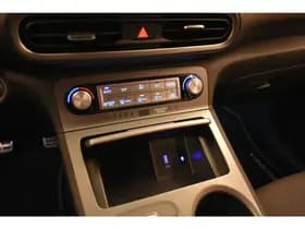 Hyundai Kona EV Fasion 64 kWh SOH 100% 204PK Head Up Camera 3 Fase-Laden Dodeh detec Winterpack thumbnail 45