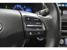 Hyundai Kona EV Premium 64 kWh Warmtepomp Trekhaak SOH 100% 3-Fase CCS Laden Leder Camera thumbnail 13