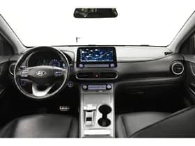 Hyundai Kona EV Premium 64 kWh Warmtepomp Trekhaak SOH 100% 3-Fase CCS Laden Leder Camera thumbnail 42