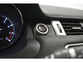 Land Rover Range Rover Evoque 2.0 Si 4WD Black Pack thumbnail 31