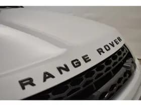 Land Rover Range Rover Evoque 2.0 Si 4WD Black Pack thumbnail 9