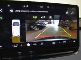Skoda Enyaq iV 60 SOH 92% Sport Plus 180PK el Trekh+aKlep Camera Dodeh detec Carplay thumbnail 4