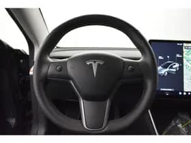 Tesla Model 3 Long Range AWD 75 kWh thumbnail 15