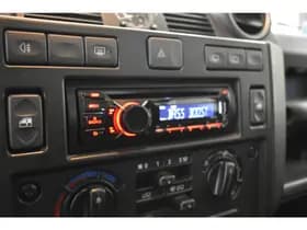 Land Rover Defender 2.4 TD 110 SW E 7 P thumbnail 13