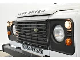 Land Rover Defender 2.4 TD 110 SW E 7 P thumbnail 16