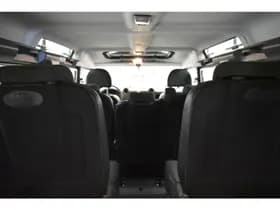 Land Rover Defender 2.4 TD 110 SW E 7 P thumbnail 19