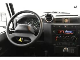 Land Rover Defender 2.4 TD 110 SW E 7 P thumbnail 21