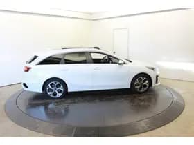 Kia Ceed 1.6 GDI PHEV Executive 166PK thumbnail 22