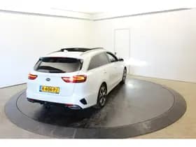 Kia Ceed 1.6 GDI PHEV Executive 166PK thumbnail 23