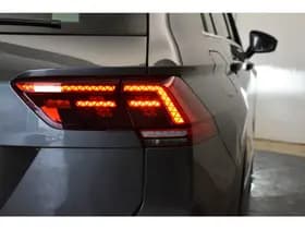 Volkswagen Tiguan 1.5 TSI ACT Highline Trekh Elk A-klep Navi Virtual Cockpit thumbnail 24