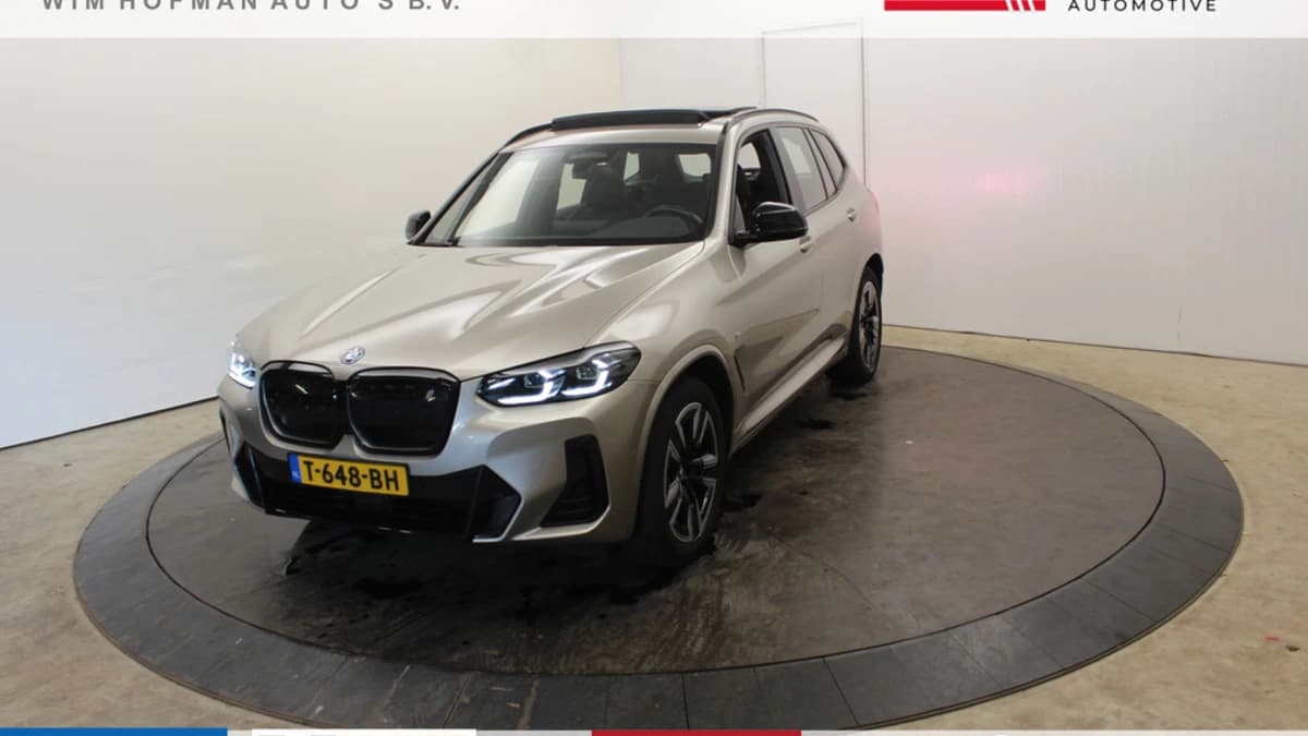 BMW IX3 Executive 80 kWh M-Pakket EL Trekh+aKlep SOH 100% Panodak Camera — foto 1