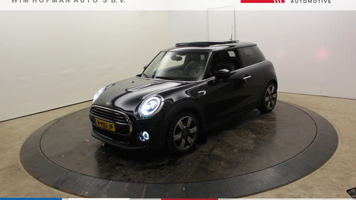 MINI Cooper Mini 1.5 60 Years Edition Panodak Vol Leder Harman Cardon Zwarte hemel Navi — foto 1