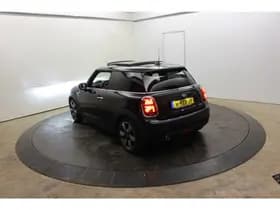 MINI Cooper Mini 1.5 60 Years Edition Panodak Vol Leder Harman Cardon Zwarte hemel Navi thumbnail 19