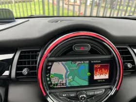 MINI Cooper Mini 1.5 60 Years Edition Panodak Vol Leder Harman Cardon Zwarte hemel Navi thumbnail 8