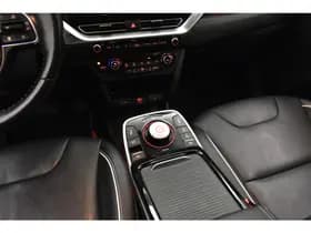 Kia E-Niro ExecutiveLine 64 kWh Trekhaak Wamtepomp SOH 100% Vol Leder mem Seats thumbnail 40