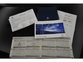 Peugeot 2008 1.2 PureTech 110PK Automaat Navi Cruise PDC V+A thumbnail 6