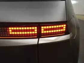 Hyundai IONIQ 5 Lounge 73kWh SOH 94% Vol Leder Camera EL aKlep thumbnail 11