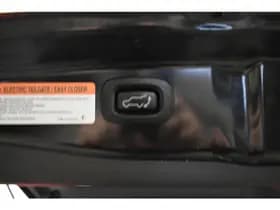 Mitsubishi Outlander 2.0 PHEV Instyle X-Line Dealer onderhouden Trekhaak Pano Vol Leder Camera thumbnail 4