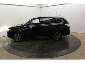 Mitsubishi Outlander 2.0 PHEV Instyle X-Line Dealer onderhouden Trekhaak Pano Vol Leder Camera thumbnail 36
