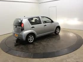 Daihatsu Sirion 2 1.0-12V 70PK Premium 5 Pers 5Drs Airco El Ramen APK 11-2026 thumbnail 52