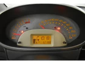 Daihatsu Sirion 2 1.0-12V 70PK Premium 5 Pers 5Drs Airco El Ramen APK 11-2026 thumbnail 7