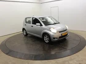 Daihatsu Sirion 2 1.0-12V 70PK Premium 5 Pers 5Drs Airco El Ramen APK 11-2026 thumbnail 61